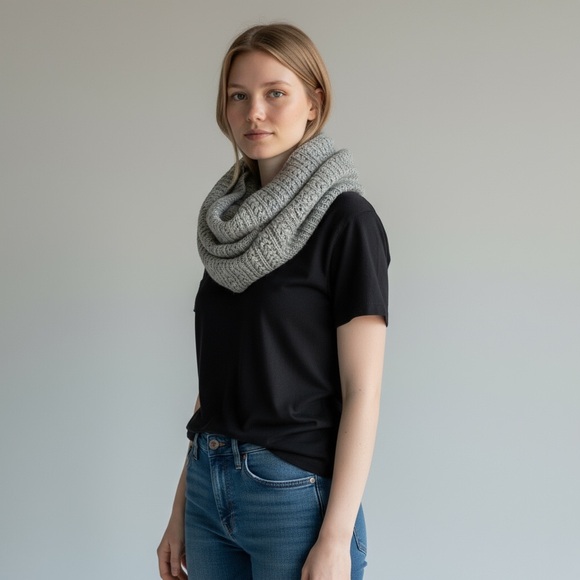 BP  · CHUNKY SWEATER KNIT INFINITY SCARF - Picture 1 of 5